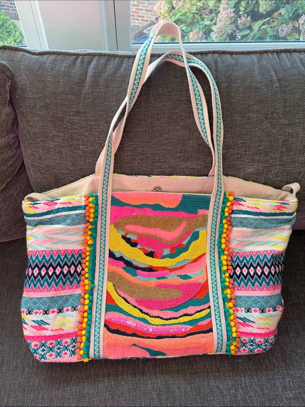 Colorful America & Beyond Patterned Tote Bag - Pink Multi